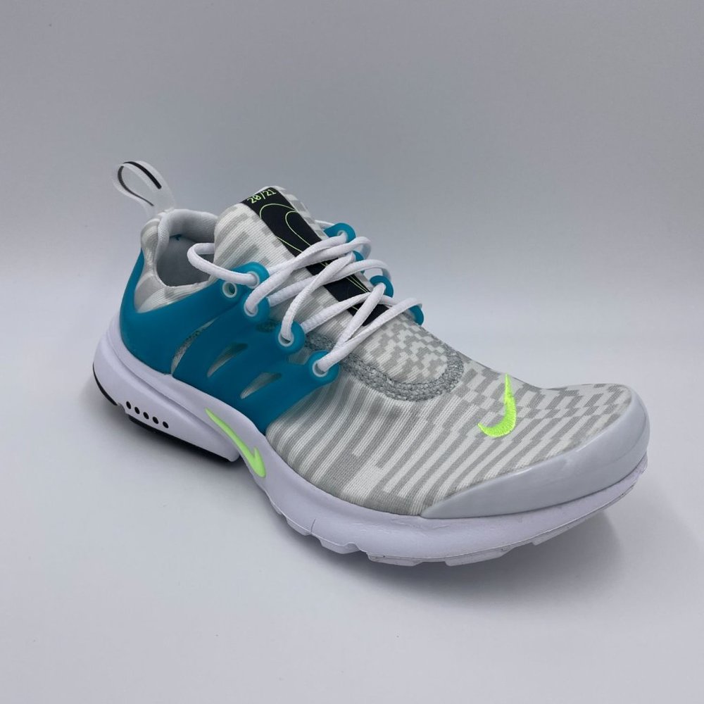 Nike Presto White / Aquamarine Womens Shoes - Picture 8 of 15